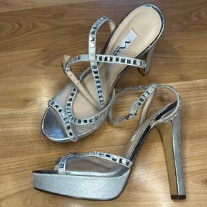 Nina New York Silver And Rhinestone Mesh Peep Toe Ultra High Heels Womens 7